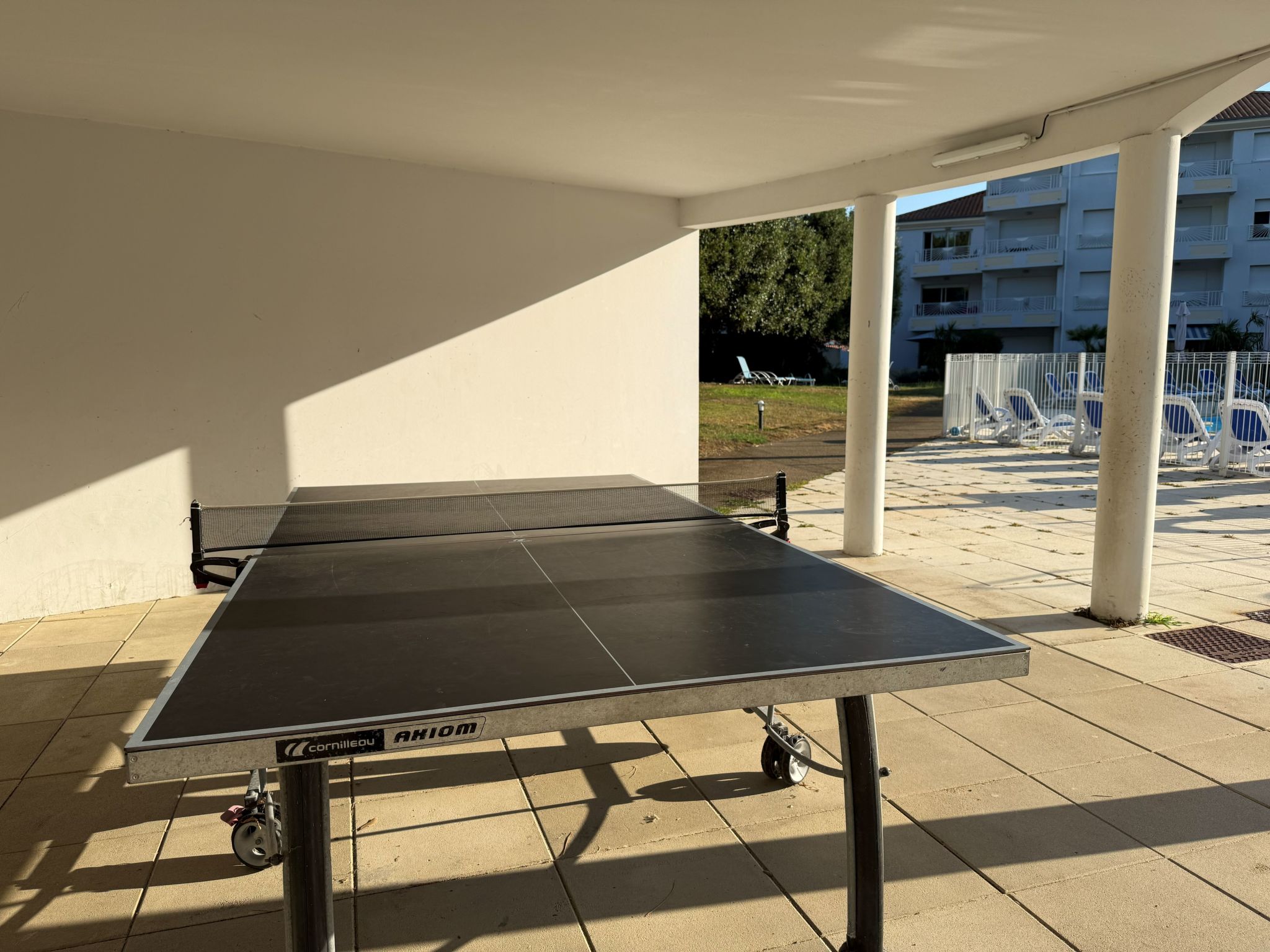 Confort, piscine et plage - Buiten
