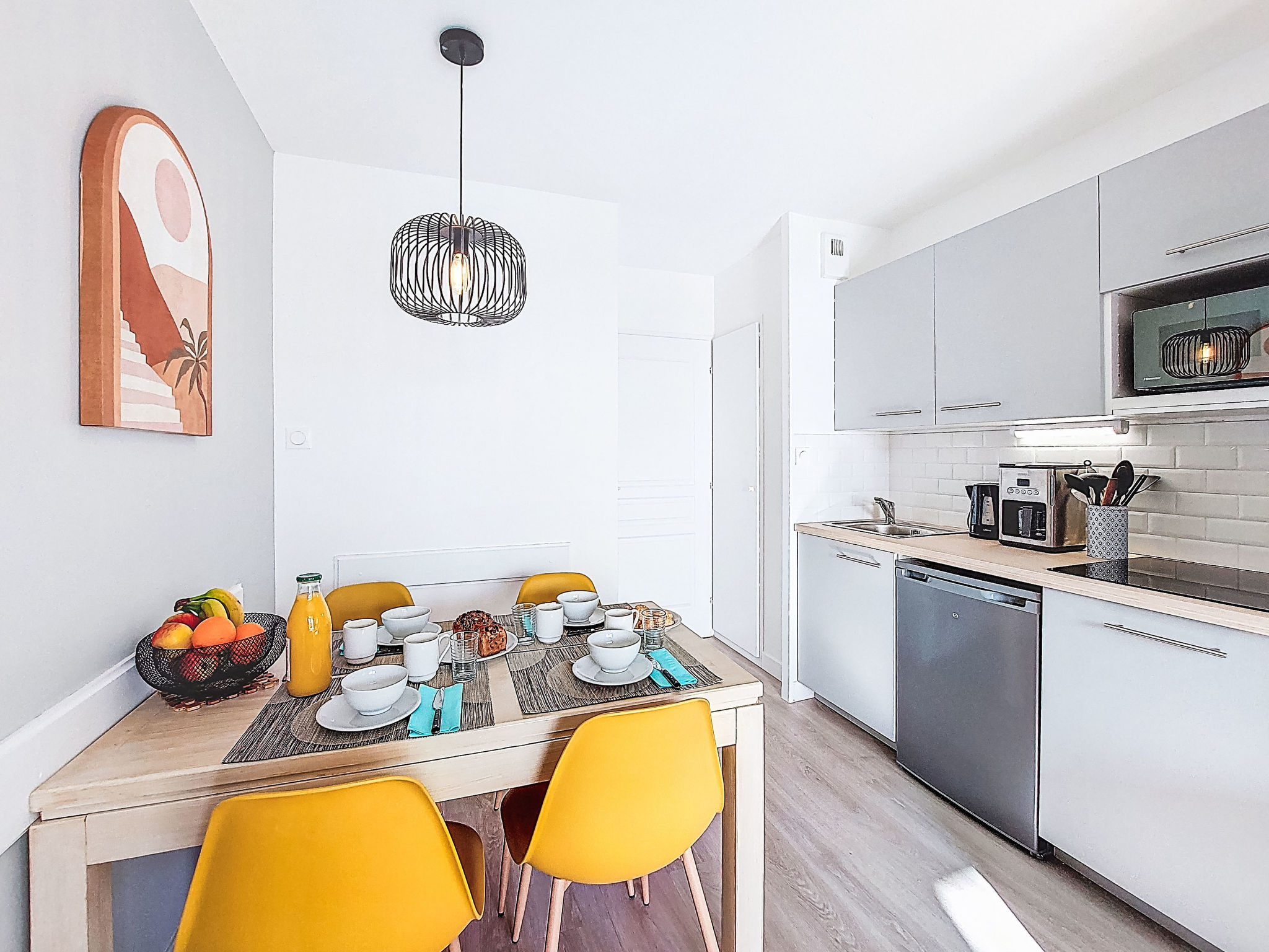 GARDEN AND SEA- Appt T2 moderne, vue mer-Binnen