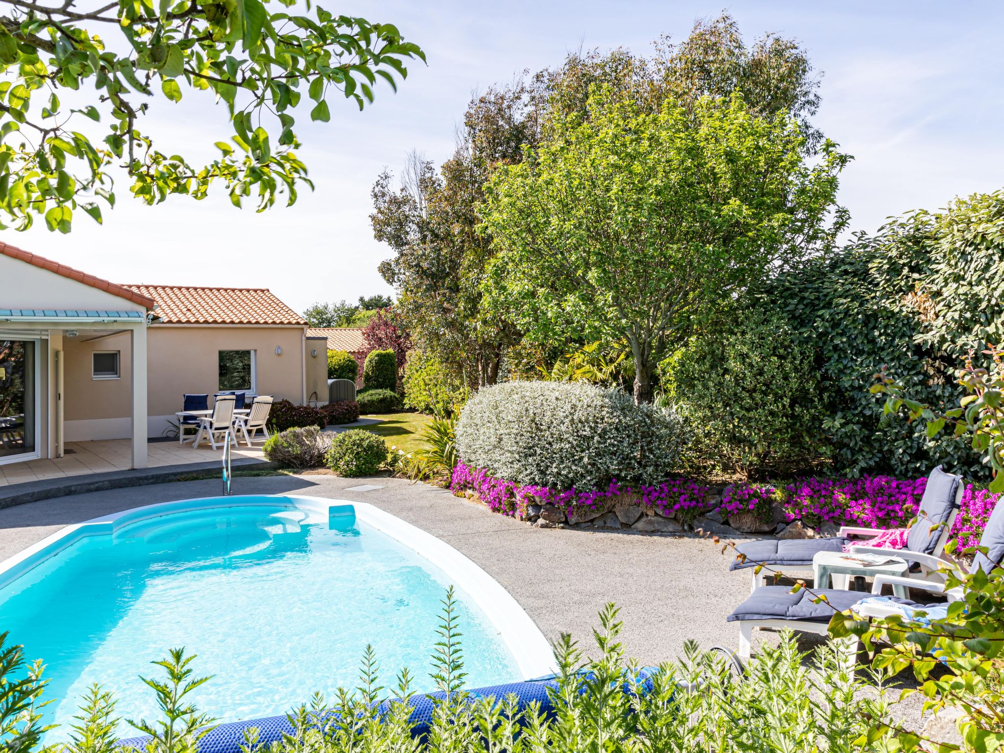 Vakantiehuis met privé zwembad in Chateau d%$&Olonne (Frankrijk) voor 6 personen