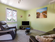 Zonovergoten vrijstaande woning met omheinde tuin op 2,8 km van strand - thumbnail 6