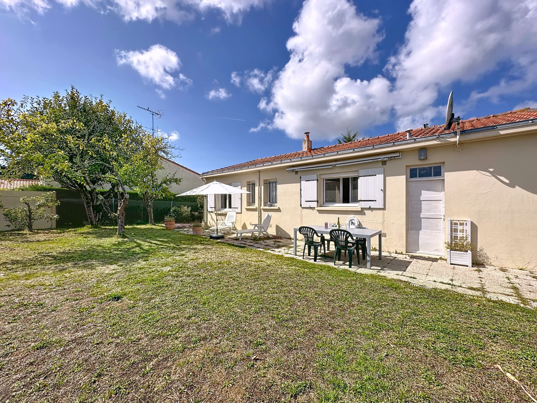 Villa Labbé-Outside