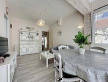 Vrijstaande woning op 400m van strand in Tharon Plage - thumbnail 3