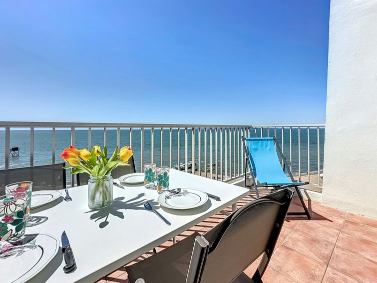 Aan het strand: Appartement Le Sextant in Tharon Plage met zeezicht in Tharon Plage
