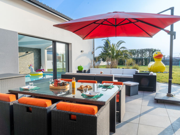Search and Stay Destinations. Holiday Rentals in Vendée - Pays de la Loire - France