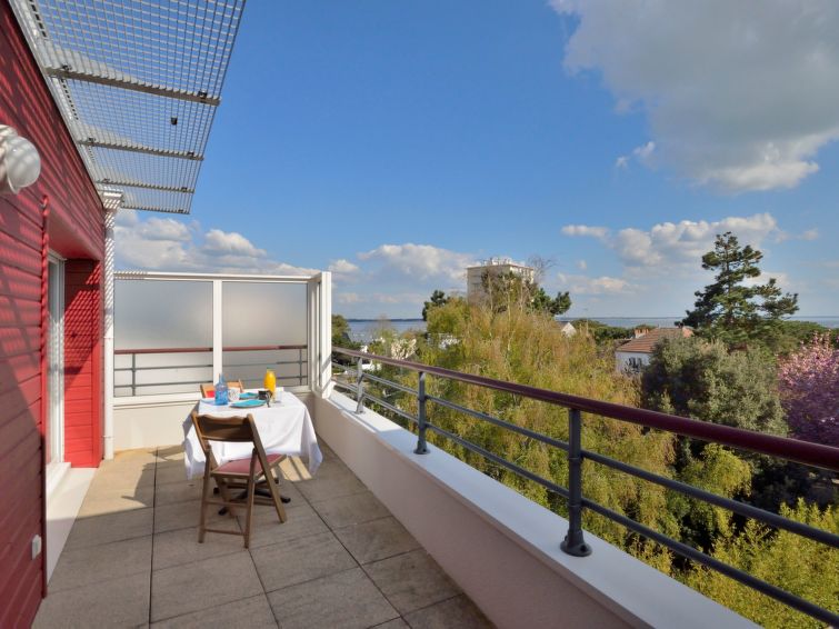 Search and Stay destination Saint-Nazaire, Pays de la Loire - France from AU$ 99. Charme de Villès Martin