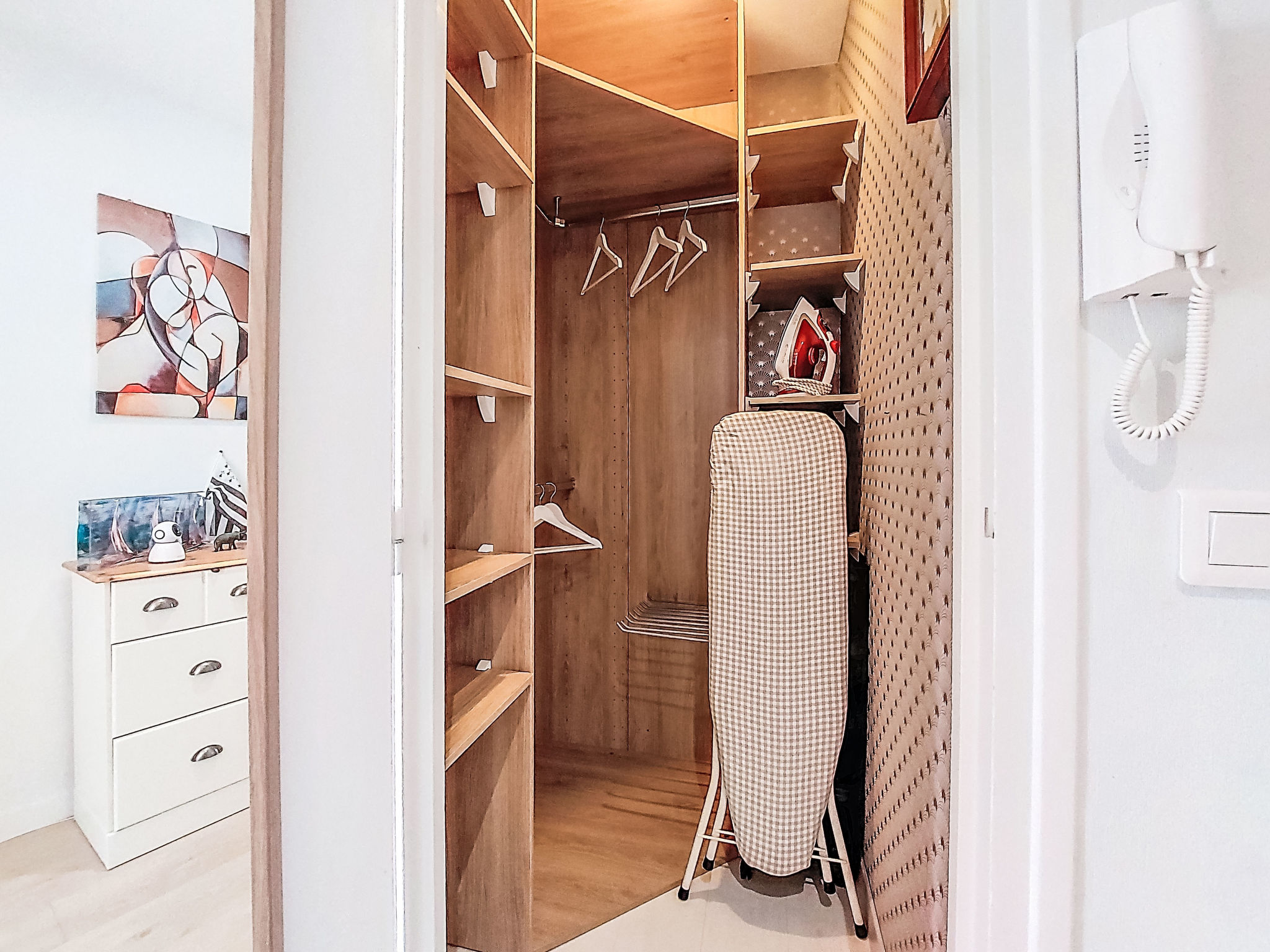 Confort et proximité port et plage-Binnen