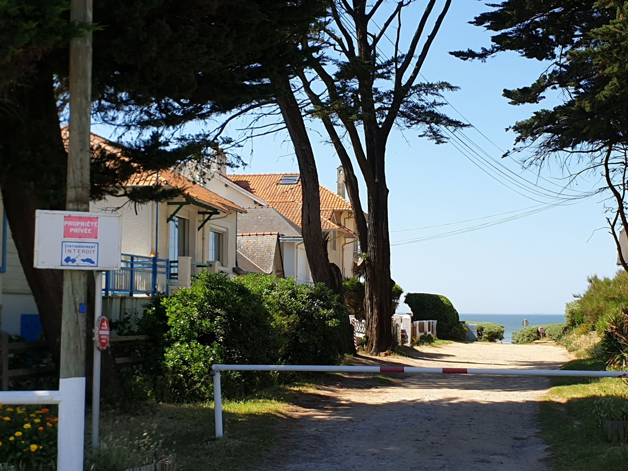 Genets d'armor - Privater Zugang zum Strand-Drinnen