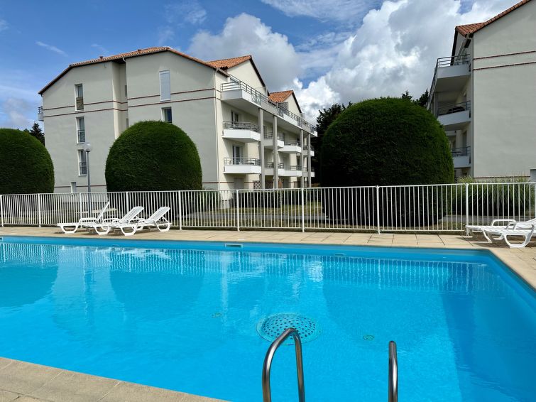 Search and Stay destination Pornic, Pays de la Loire - France from AU$ 193. Le Hameau du Golf