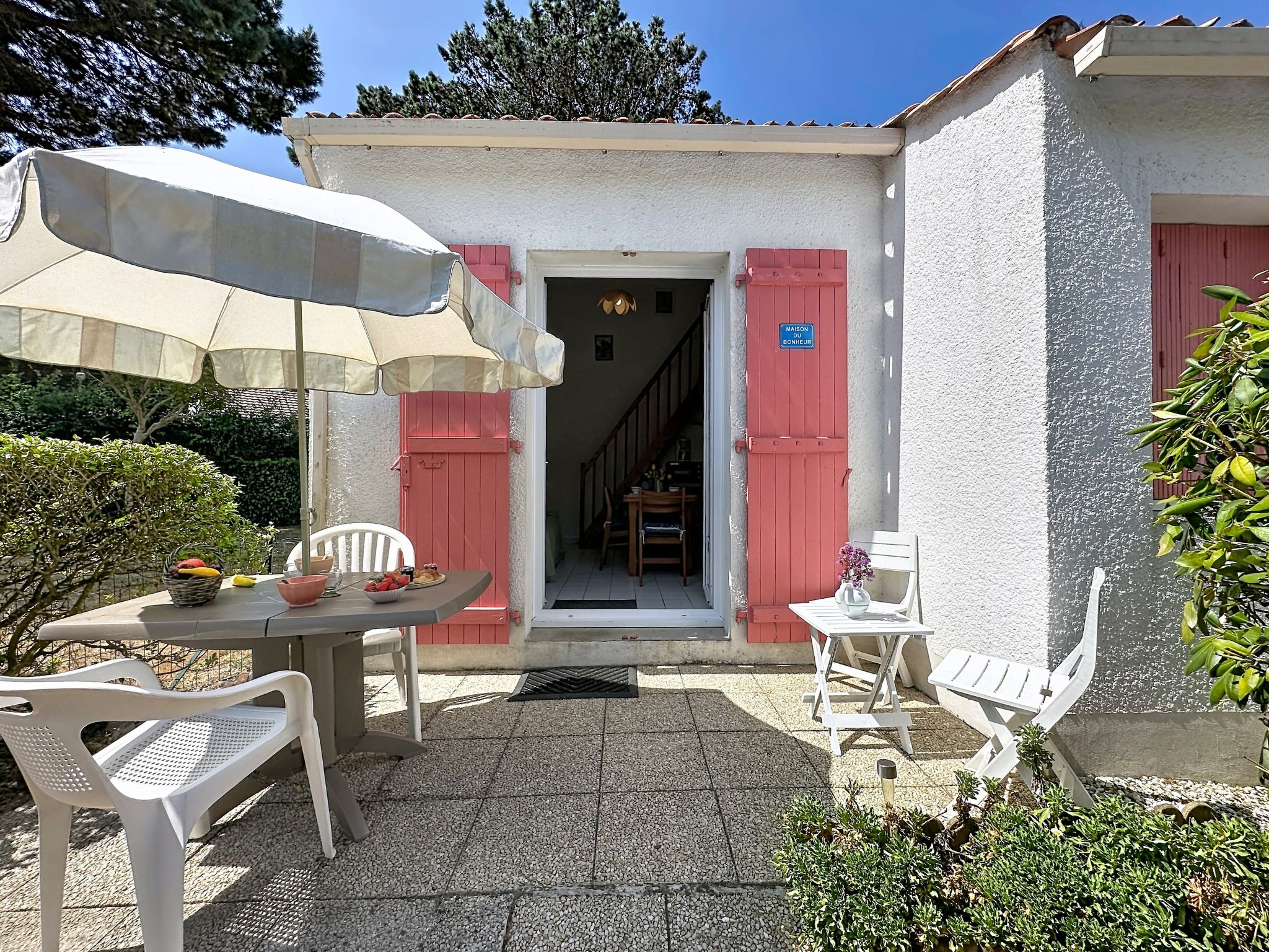 Les Maisons de la Mer - Outside