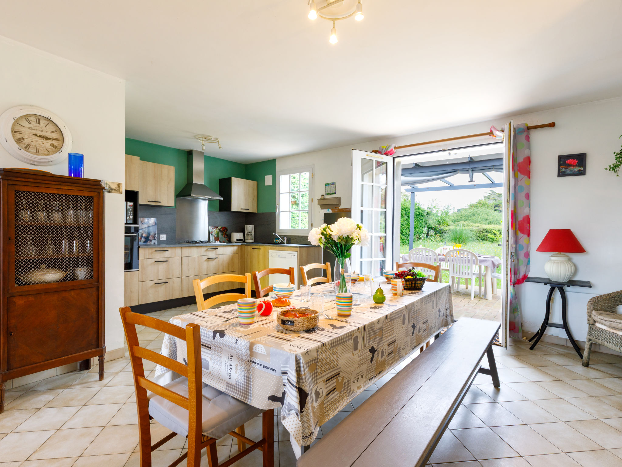 Kitchen / Dining Room