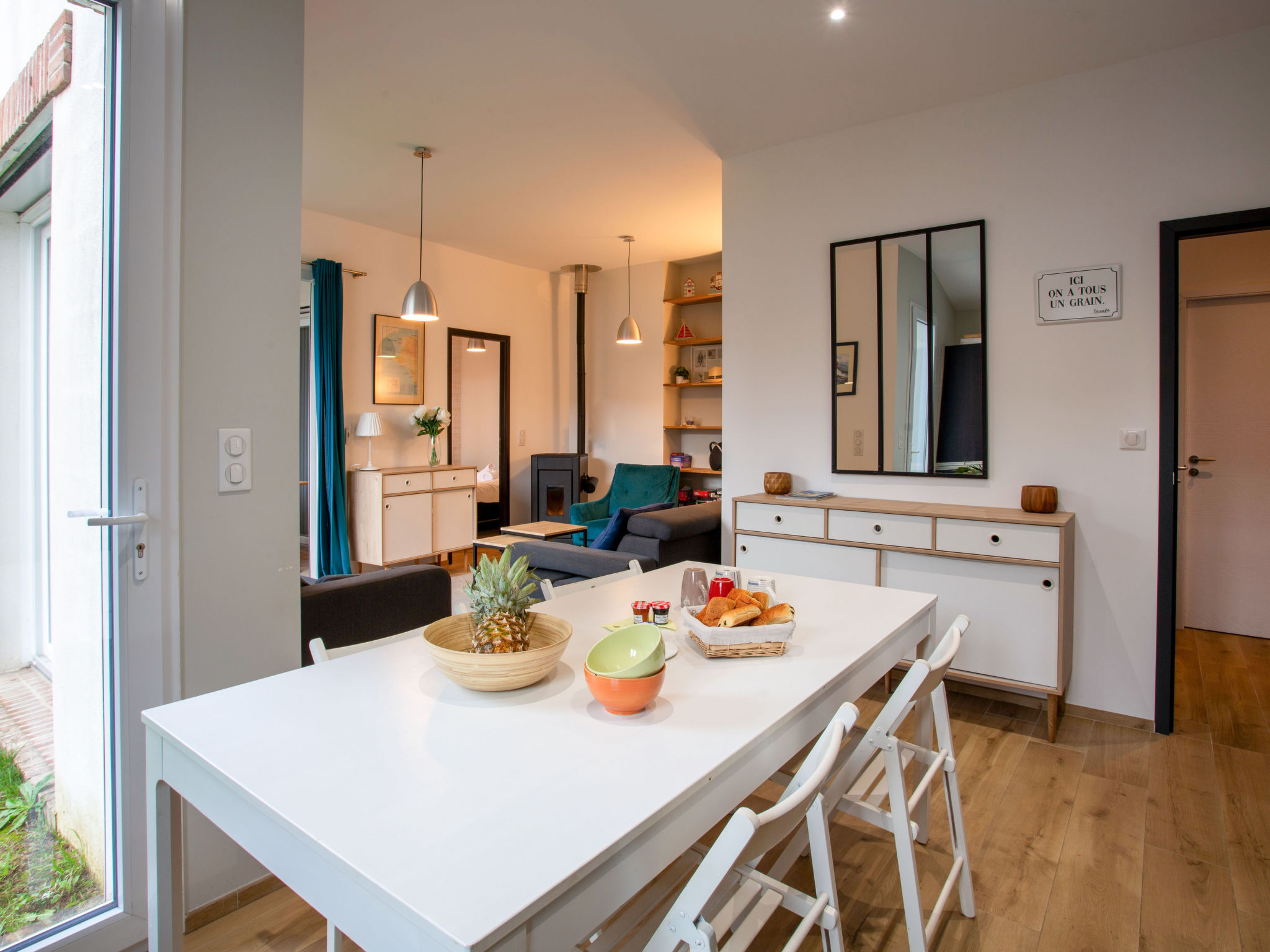 Kitchen / Dining Room