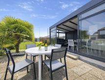 Kindvriendelijk vakantiehuis met omheinde tuin op 900m van de zee - thumbnail 1