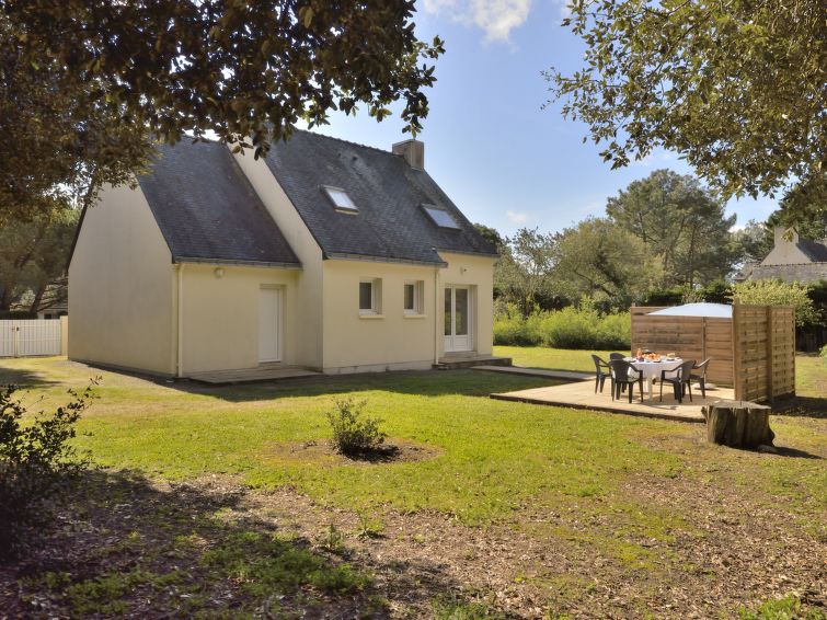 Search and Stay destination La Turballe, Pays de la Loire - France from AU$ 193. Les Chênes Verts