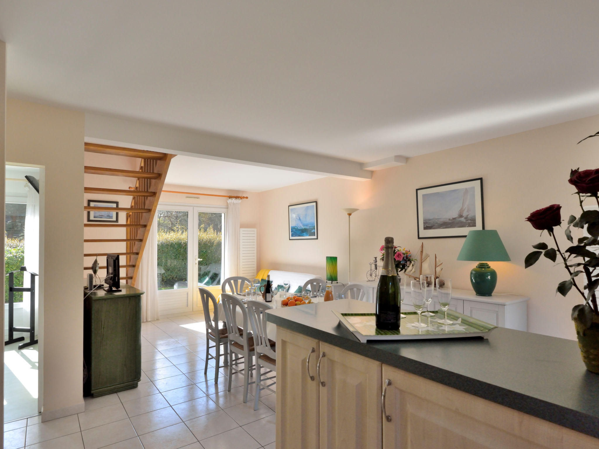 Kitchen / Dining Room