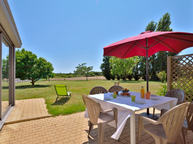 Search and Stay destination Plouhinec, Bretagne - France from AU$ 231. Groix