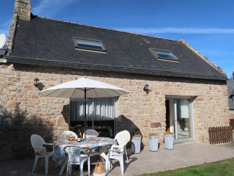 Search and Stay destination Plouhinec, Bretagne - France from AU$ 156. Ty Kerzo