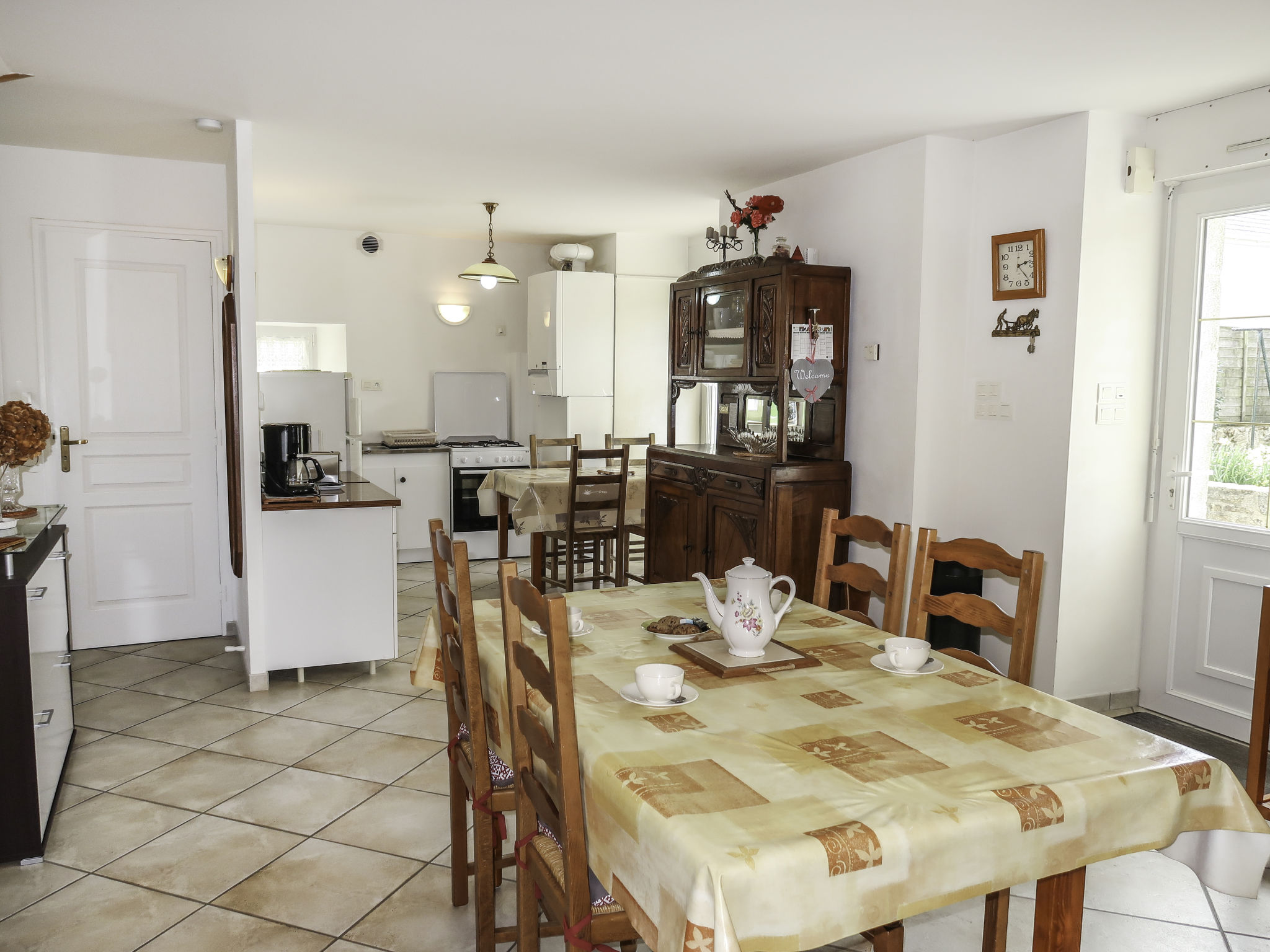 Kitchen / Dining Room