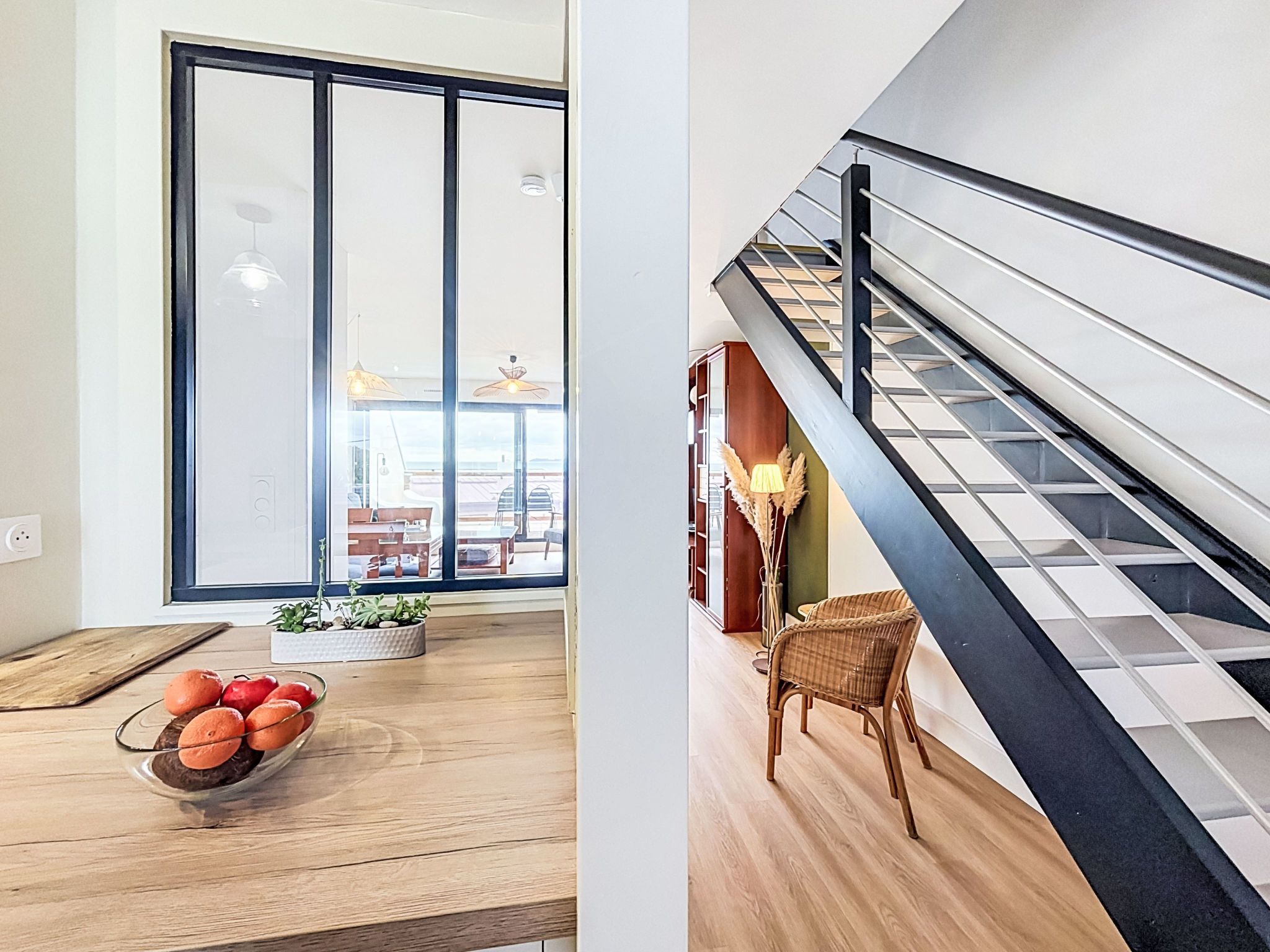 Appartement Belle Vue Mer et Groix – Cuisine et coin repas, photo 11 sur 33