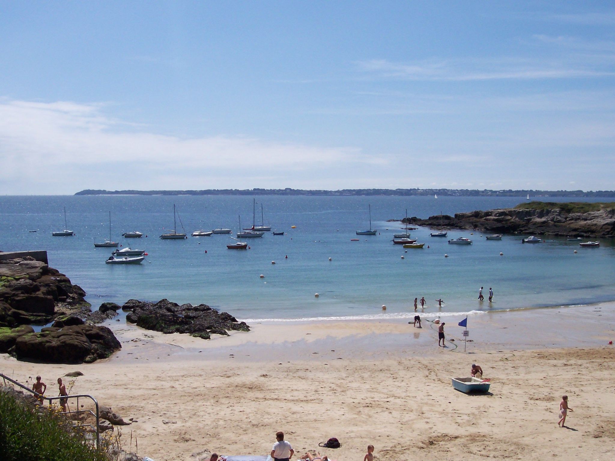 Villa mit Blick auf das Wasser-Dehors