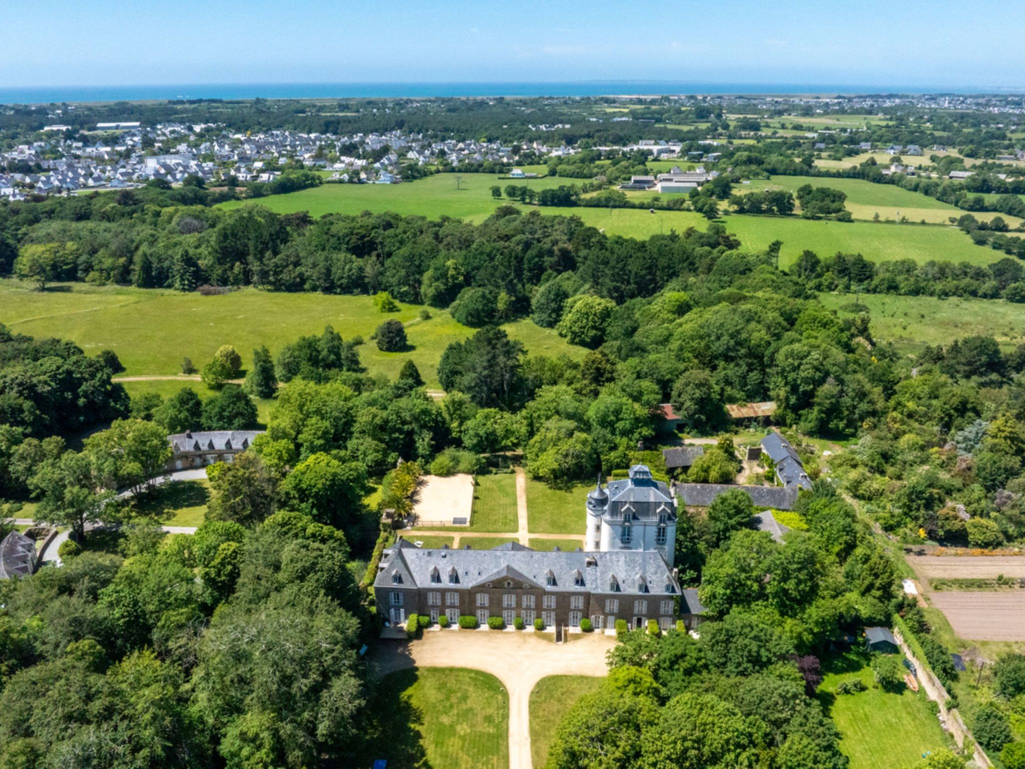 Odalys Référence Le Château de Kéravéon - Buiten