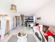 Knusse woning in centrum Erdeven, 4 km van strand en golfbaan - thumbnail 2