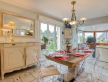Ruime vakantiewoning met verwarmd privézwembad in Saint Philibert - thumbnail 6