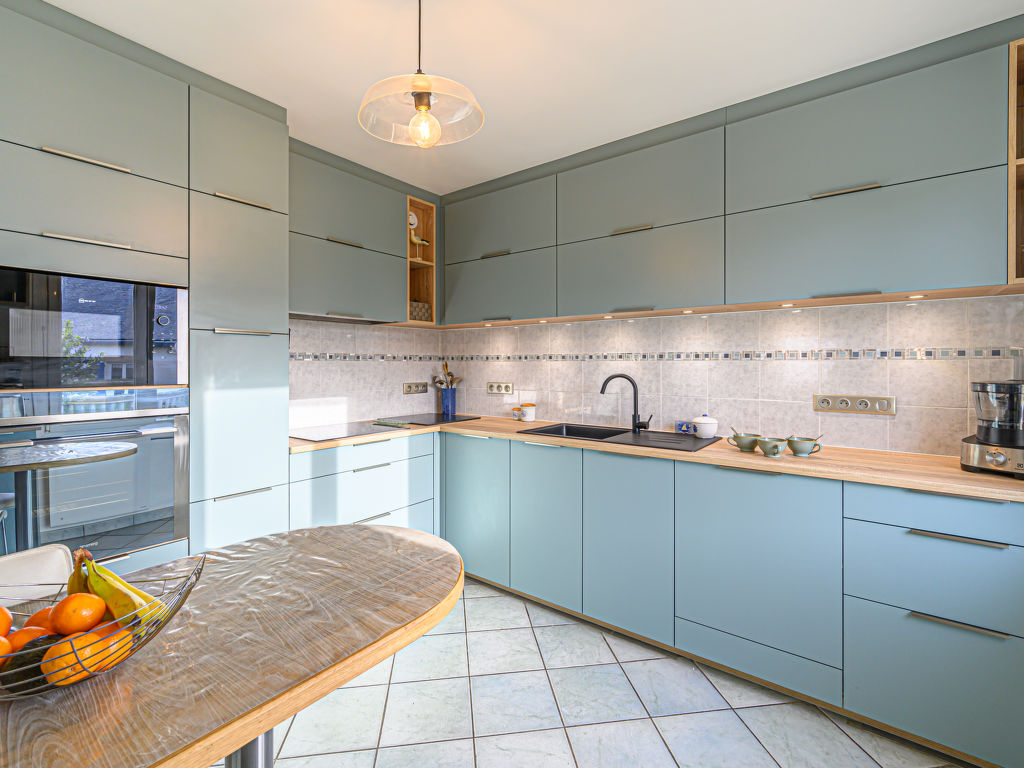 Phil'blue — Kitchen / Dining Room