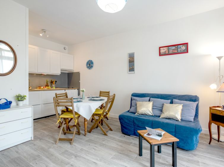 Search and Stay destination La Trinité-sur-Mer, Bretagne - France from AU$ 157. Le Dolmen