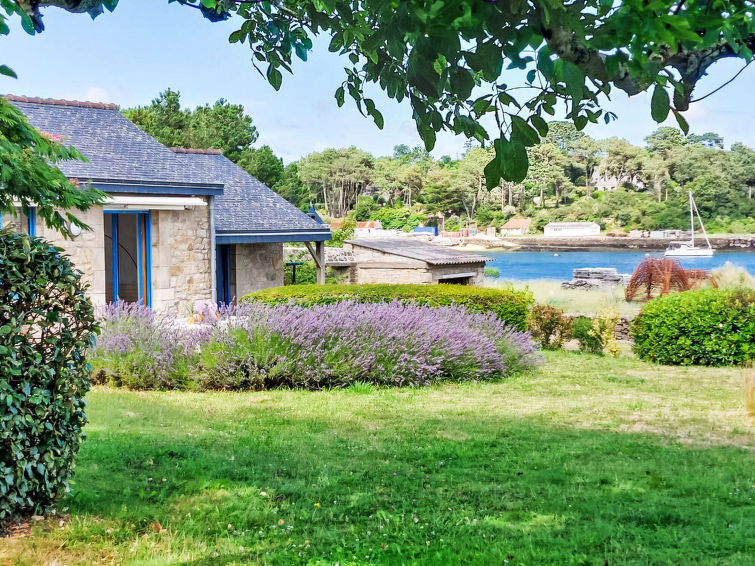 Zeezicht en rust in La petite Pen Er Hoët, La Trinité Sur Mer in La Trinité Sur Mer