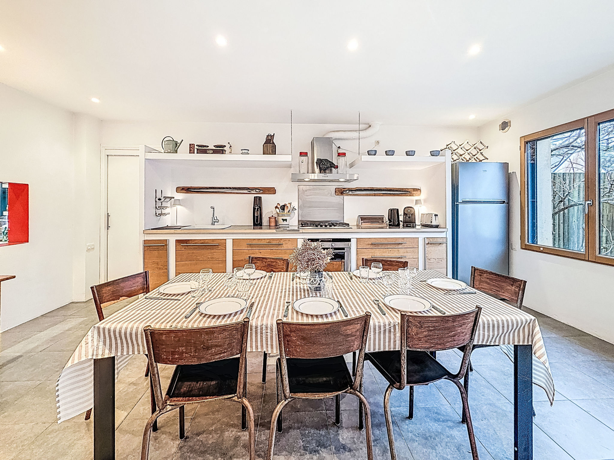 Kitchen / Dining Room