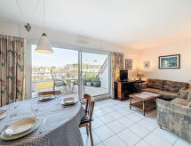 Appartement Le Hoche: direct aan zee in bruisend Quiberon - thumbnail 4