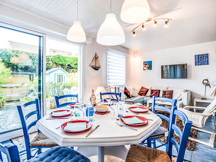 Search and Stay destination Quiberon, Bretagne - France from AU$ 232. Les Dunes