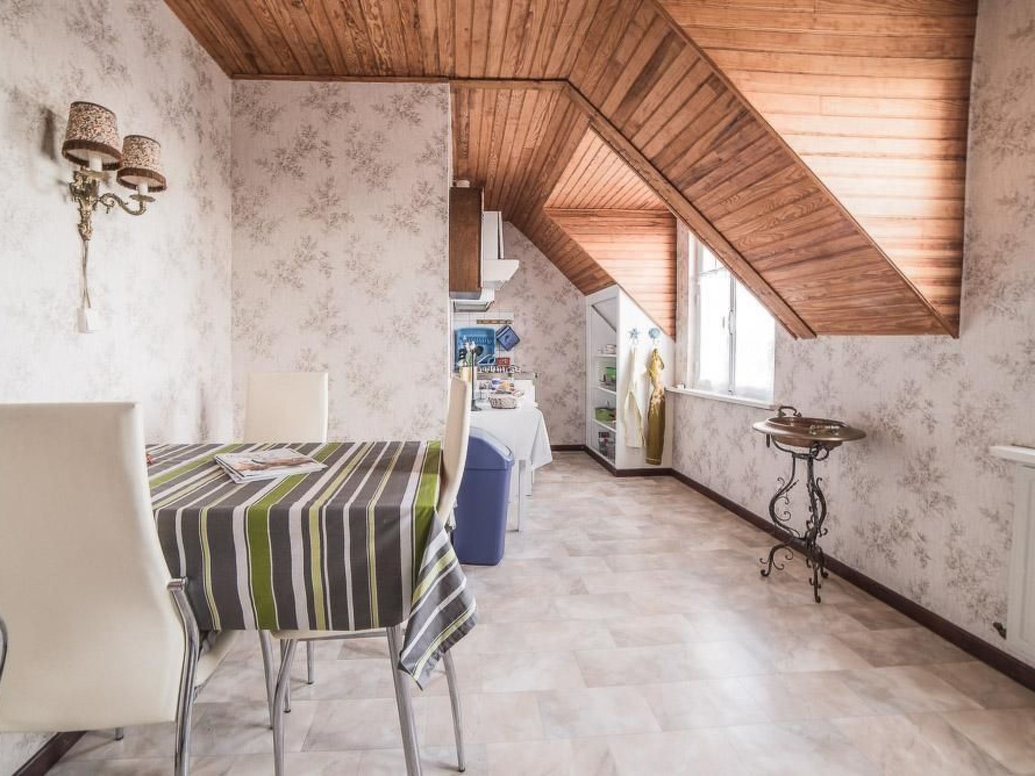 Maison Rose-Image-tags.info