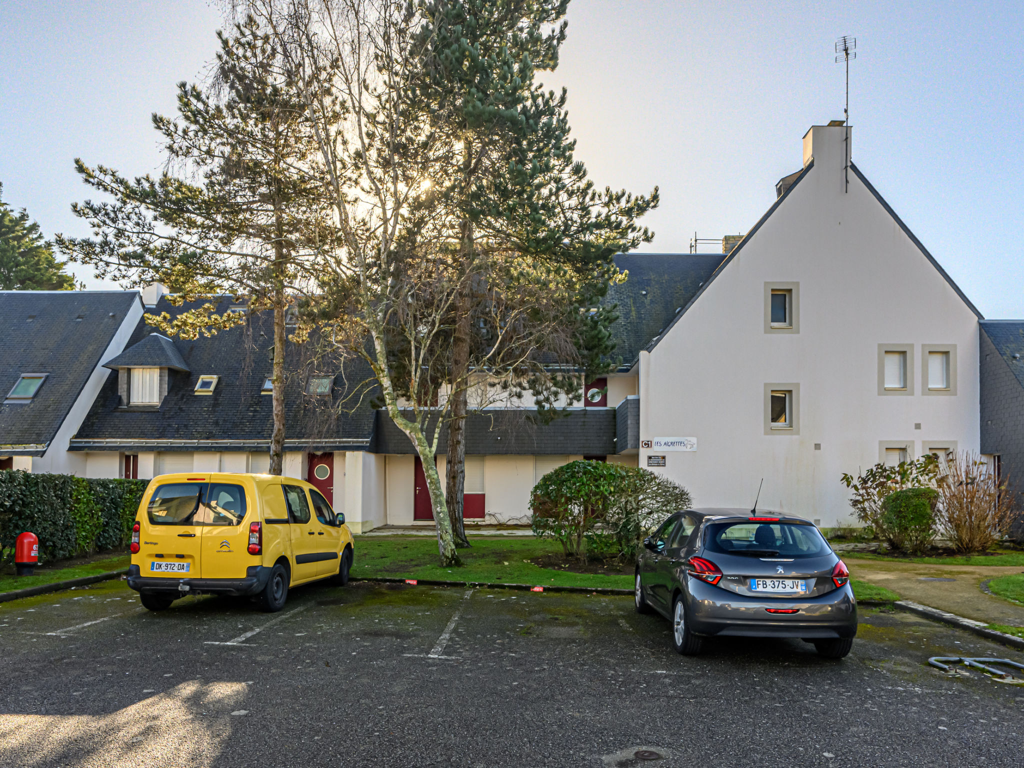 Photo of Village de Légenèse