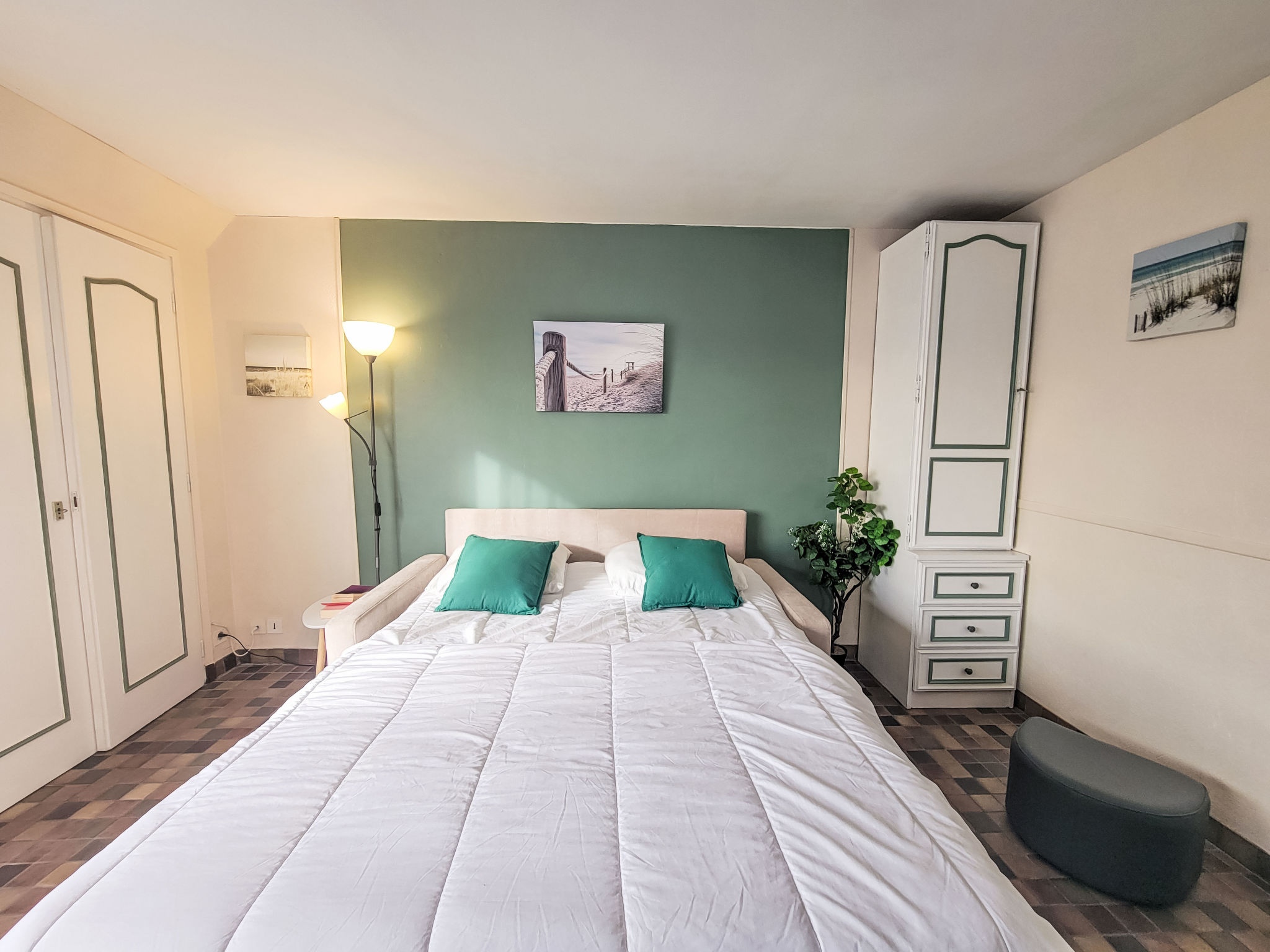 Photo of Les Embruns