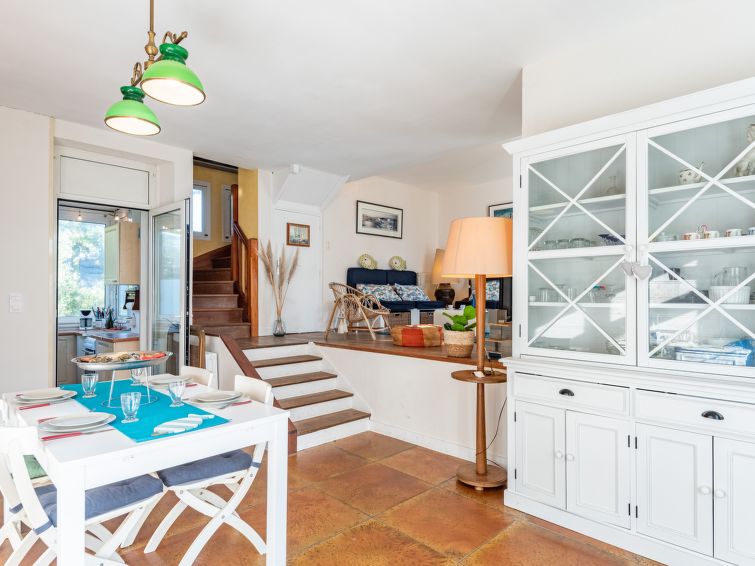 Search and Stay destination Carnac, Bretagne - France from AU$ 258. Villa Kermario