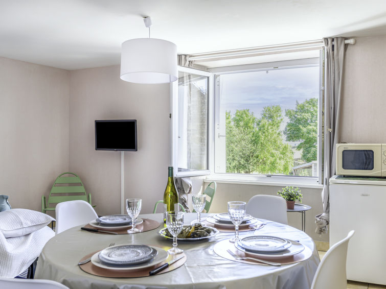 Search and Stay destination Carnac, Bretagne - France from AU$ 133. Les Marais