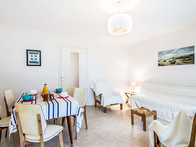 Search and Stay destination Carnac, Bretagne - France from AU$ 175. Baie de Beaumer
