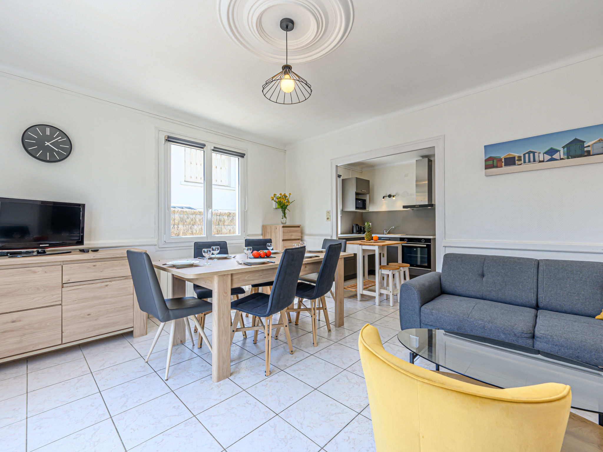 Kitchen / Dining Room