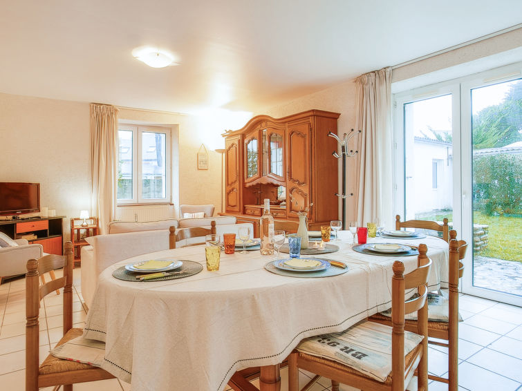Search and Stay destination Carnac, Bretagne - France from AU$ 239. Mer et Soleil