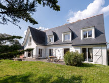Vrijstaande woning op 300m van strand Carnac met grote omheinde tuin - thumbnail 1
