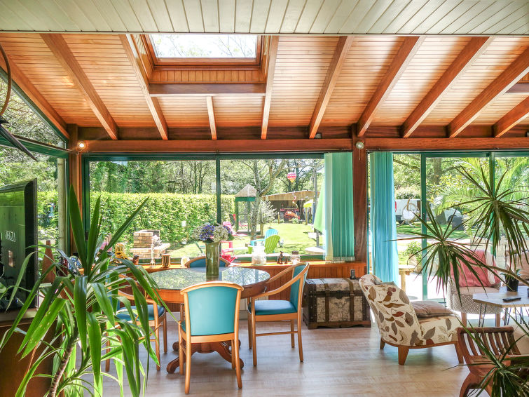Search and Stay destination Ploemel, Bretagne - France from AU$ 150. Villa Pallec