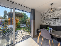 Hôtel'o 3 - L'ibis rouge
