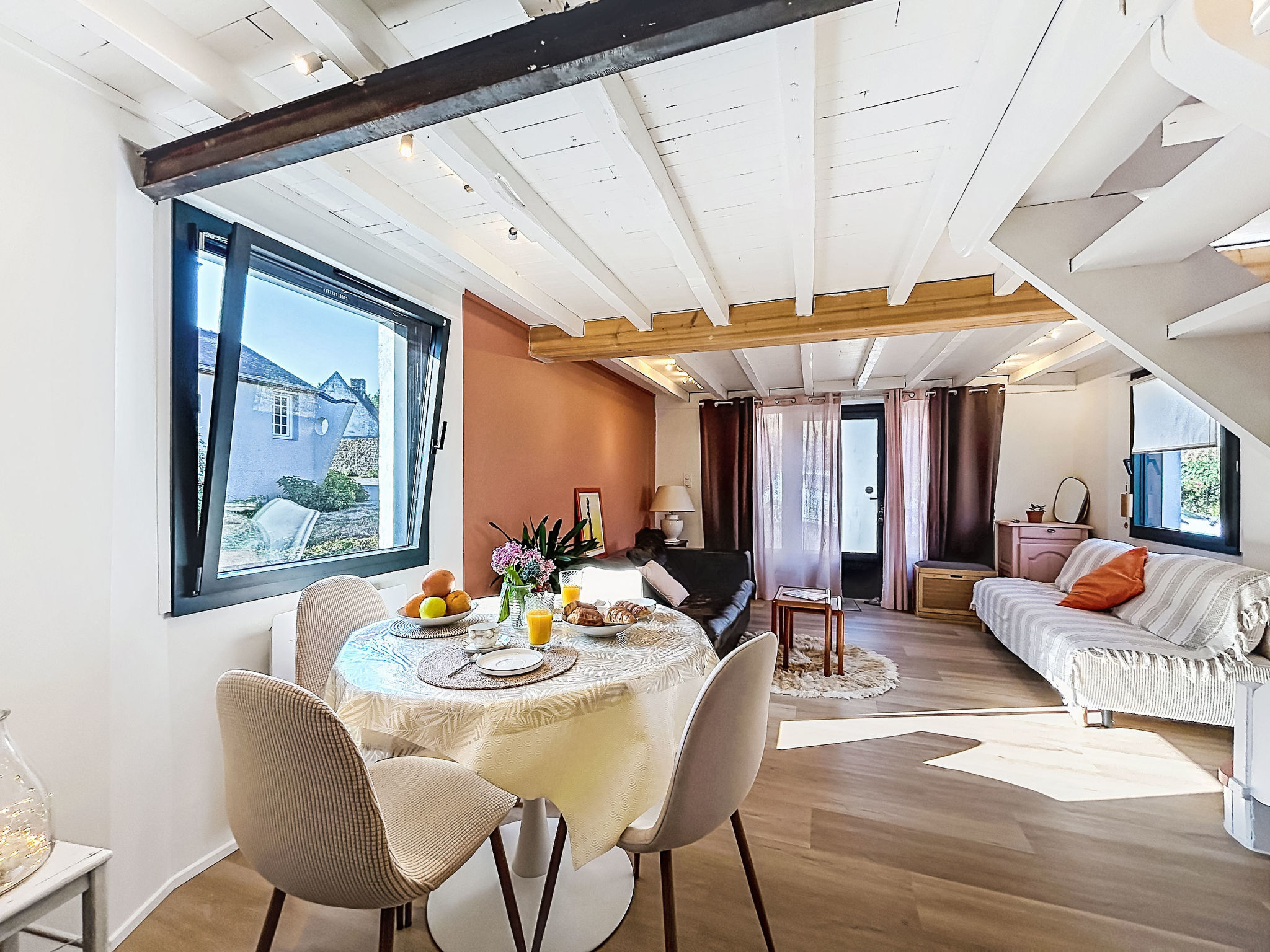 Maison du Port - Inside