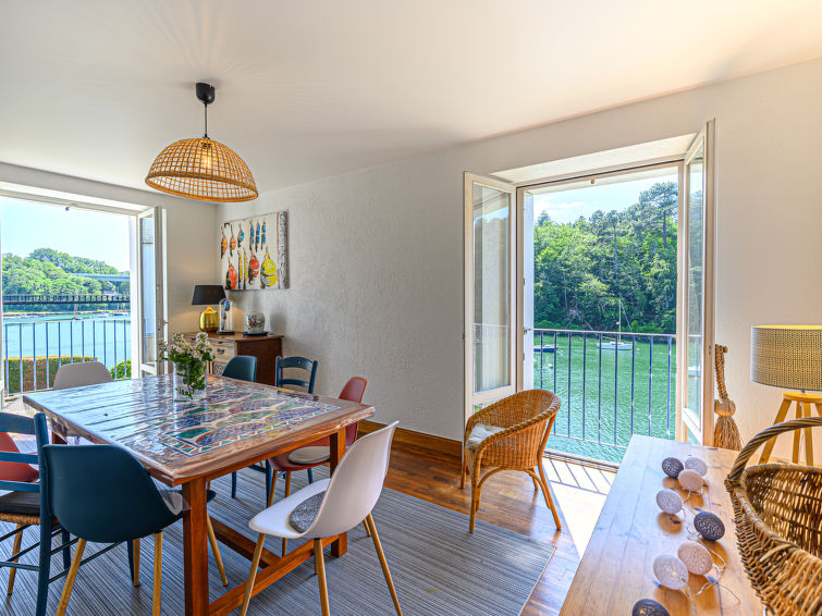 Search and Stay destination Le Bono, Bretagne - France from AU$ 378. Glann Aven