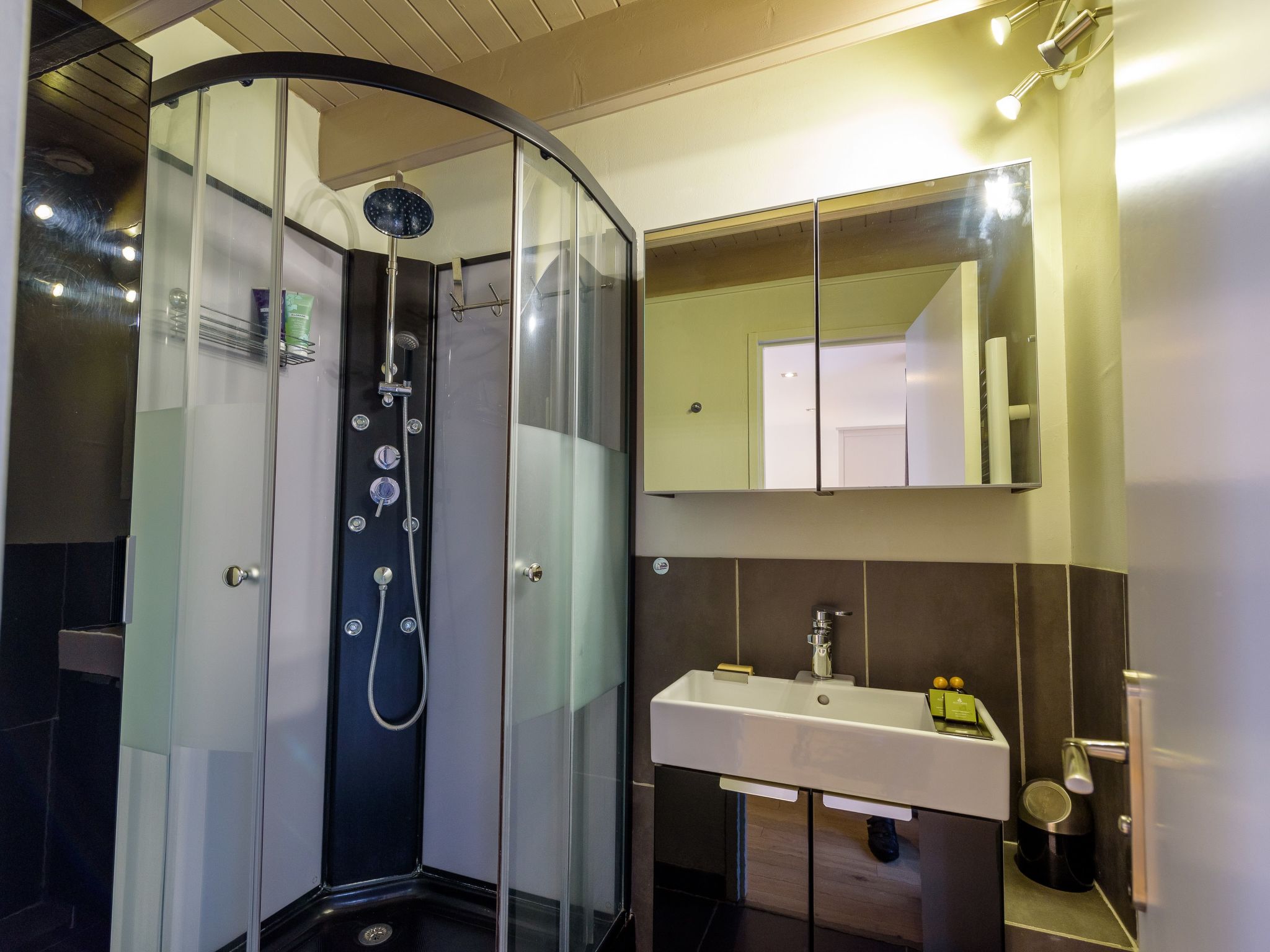 Villa Beheizter Innenpool 30-Binnen