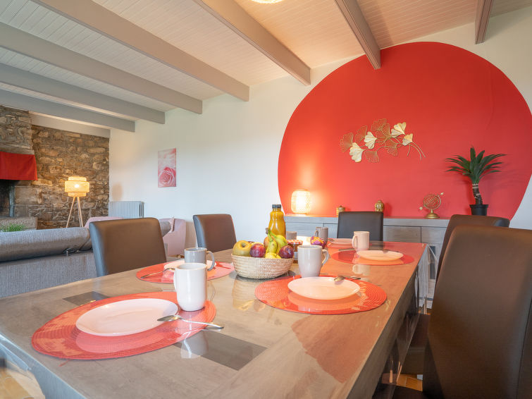 Search and Stay destination Plouzélambre, Bretagne - France from AU$ 222. Melchoneg