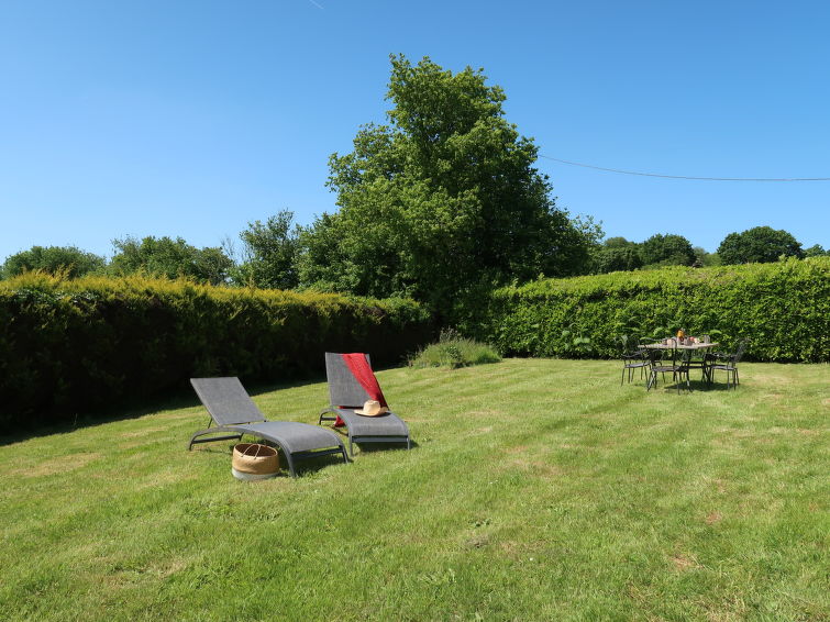 Search and Stay destination Plouzélambre, Bretagne - France from AU$ 222. Melchoneg
