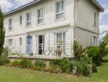 Ruim vakantiehuis in centrum Auray, 12 km van strand en golfbaan - thumbnail 1