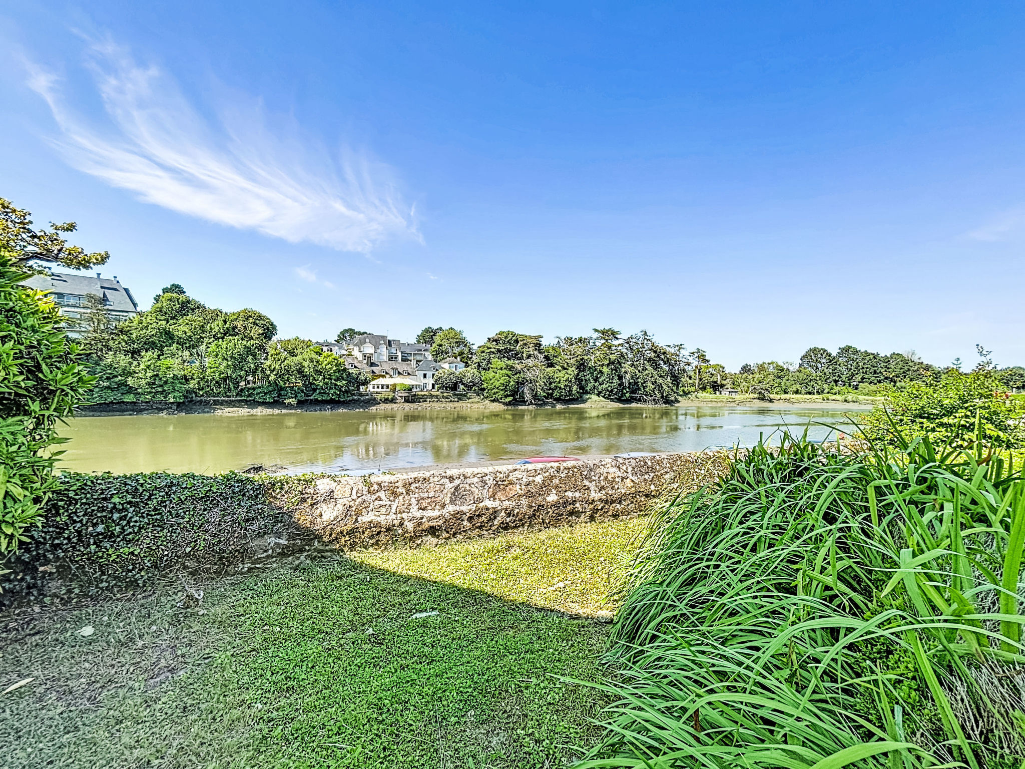 La rivière St Goustan - Buiten